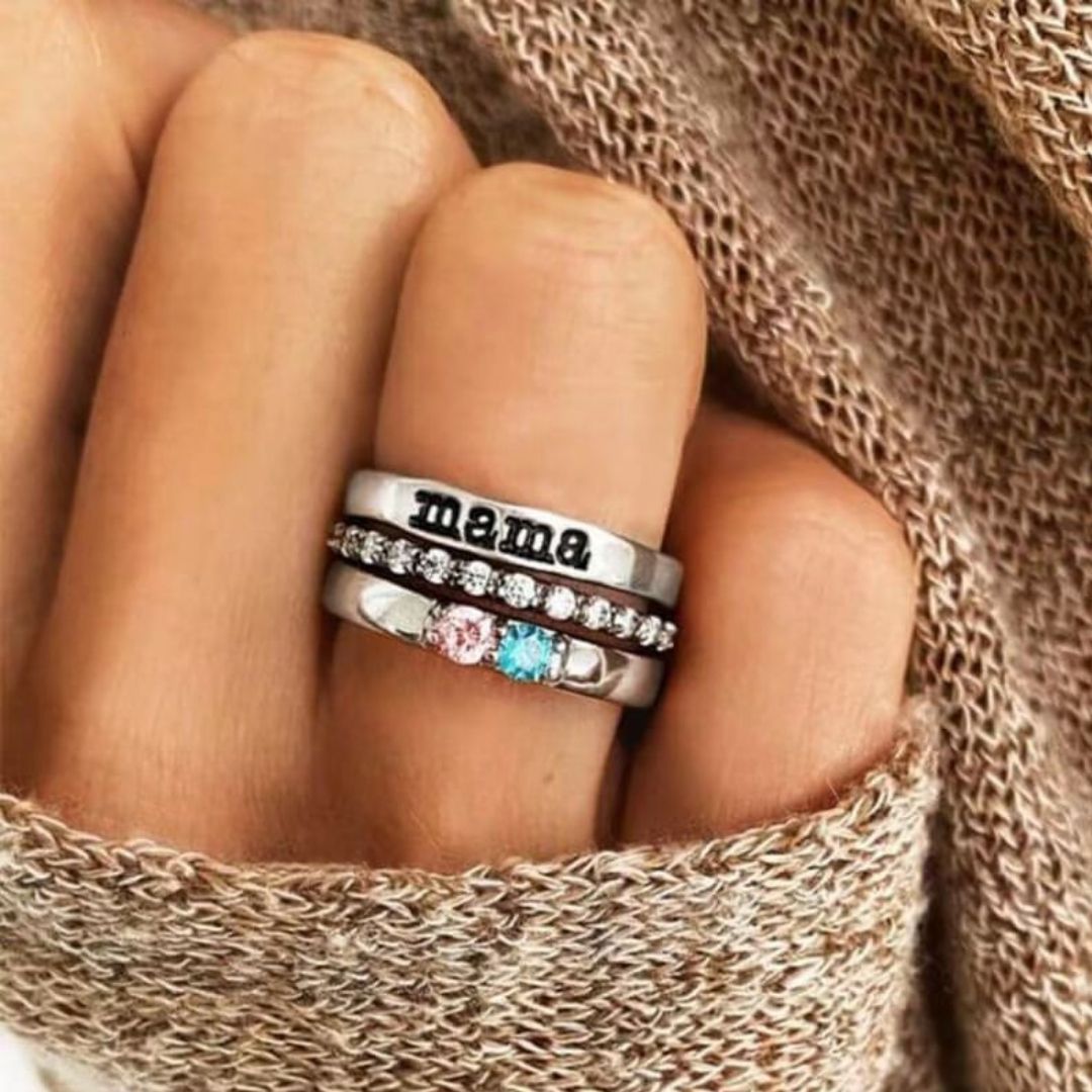 Anillo personalizado con piedras de nacimiento - Moroveta