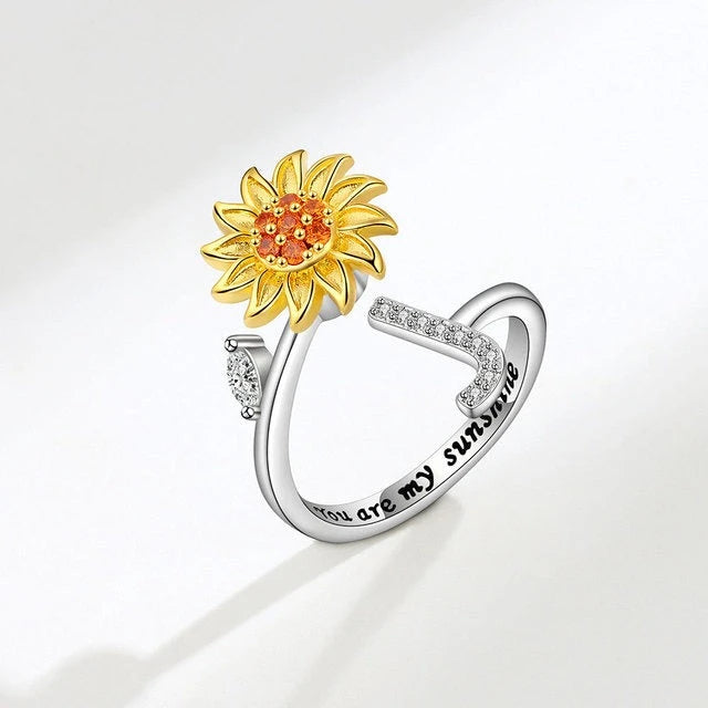 Anillo giratorio girasol con inicial - Moroveta