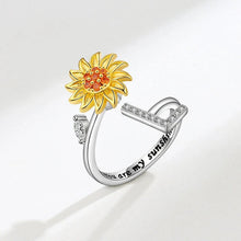 Cargar imagen en el visor de la galería, Anillo giratorio girasol con inicial - Moroveta