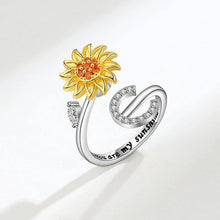 Cargar imagen en el visor de la galería, Anillo giratorio girasol con inicial - Moroveta