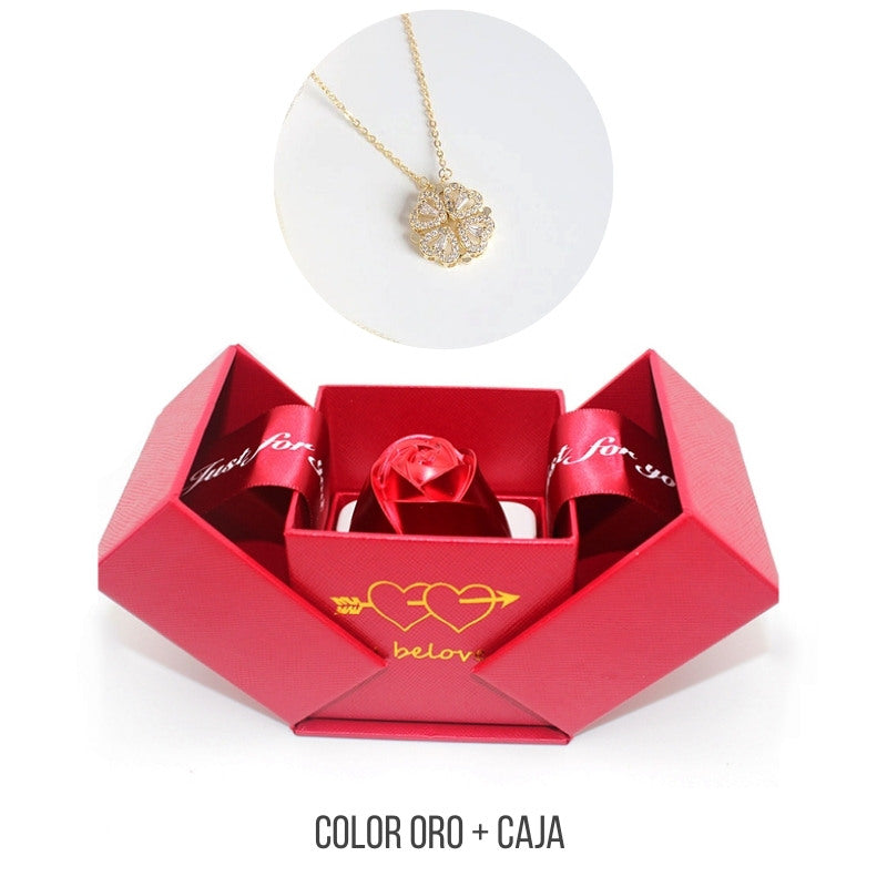 Collar con  Trébol de cuatro corazones + Caja de Rosa